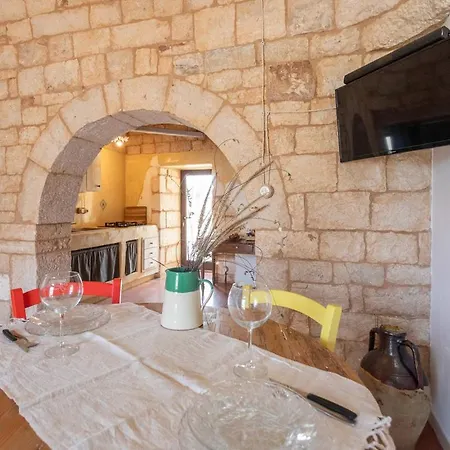 Casa vacanze Trullo Franza Con Jacuzzi - Salento Reservation