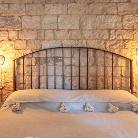 Casa vacanze Trullo Franza Con Jacuzzi - Salento Reservation Torre Suda