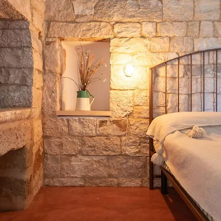 Casa vacanze Trullo Franza Con Jacuzzi - Salento Reservation *